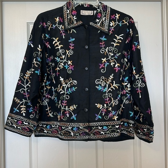 Life Style Petite Silky Blended Embroidered Jacket-Button - Picture 5 of 9